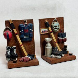 Russ Berrie & Co Hockey Theme Sports 1 Bookend Hand Painted Resin 6”x4”